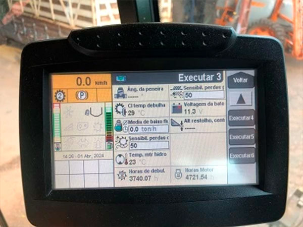 New-Holland-6080-4